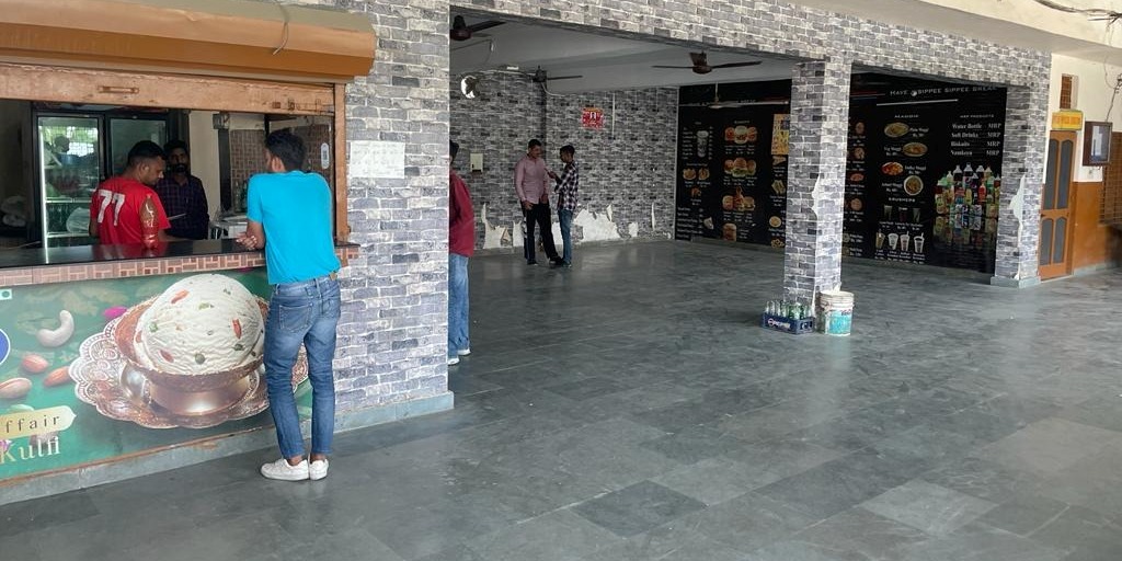 Canteen in DAV (PG) College, Karnal